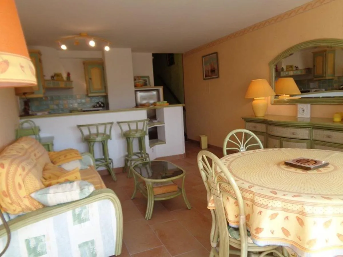 Apartment Bel Appartement Climatise Avec Garage Au Lavandou - Fr-1-308-13 Le Lavandou